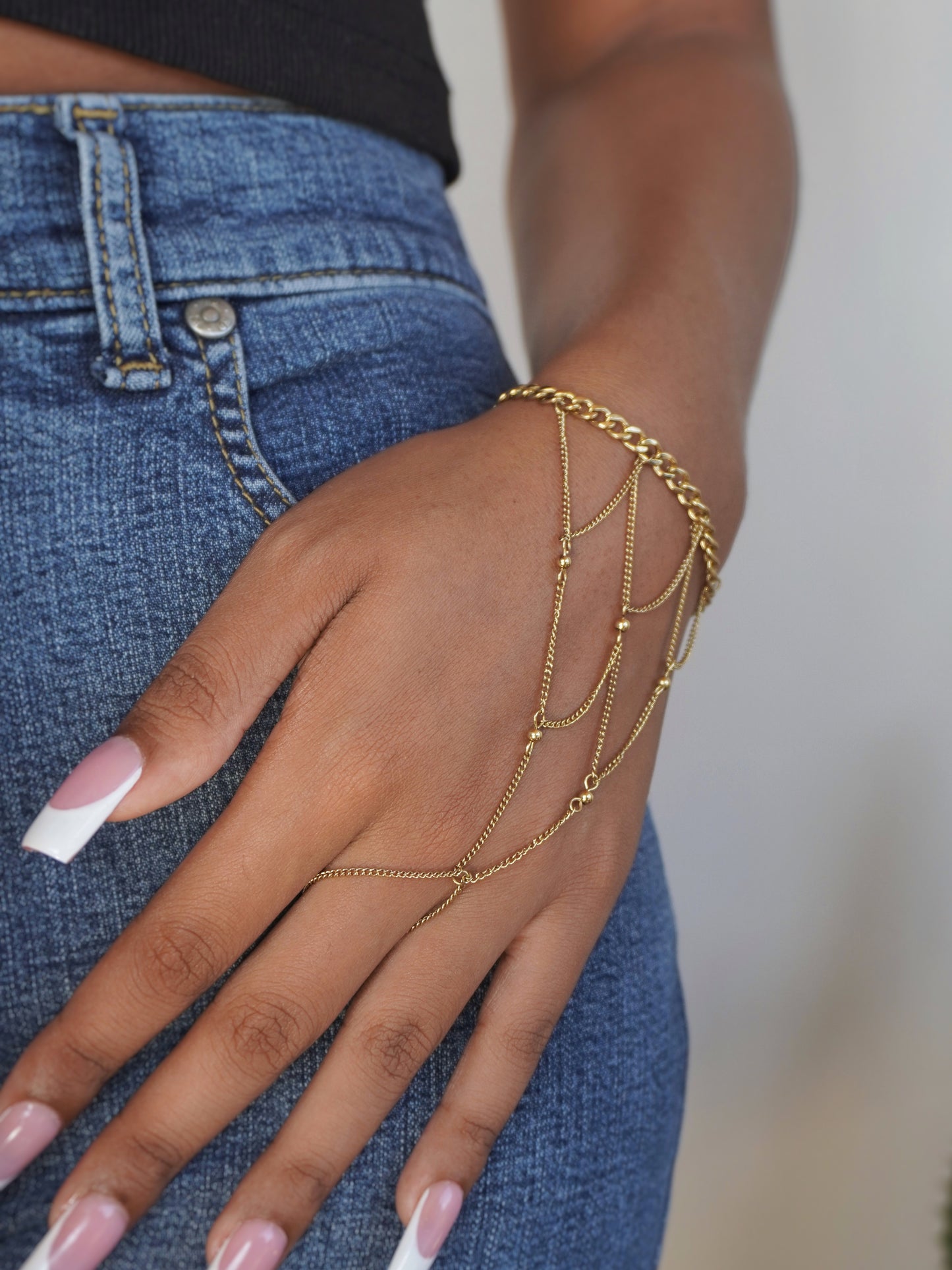 Chaîne de main "Anya"